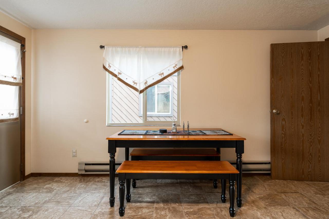 Huckleberry House Villa West Yellowstone Dış mekan fotoğraf